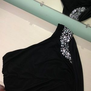 💣little black dress